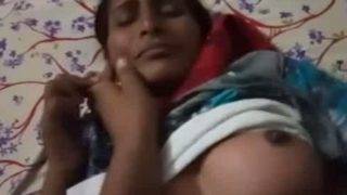 Istri India Telanjang Dan Digituin Di Video Mms