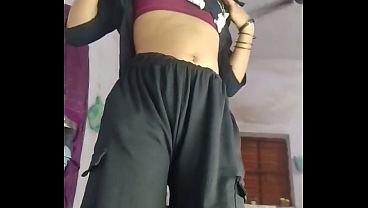 Cowgirl Goyangan: Suami Bhabhi India Ngentot Cepat Di Pussy Istri Dengan Audio Hindi