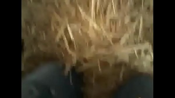 Sandra Zemanova Berdandan Seksi Dengan Gaun Arab Yang Menggoda
