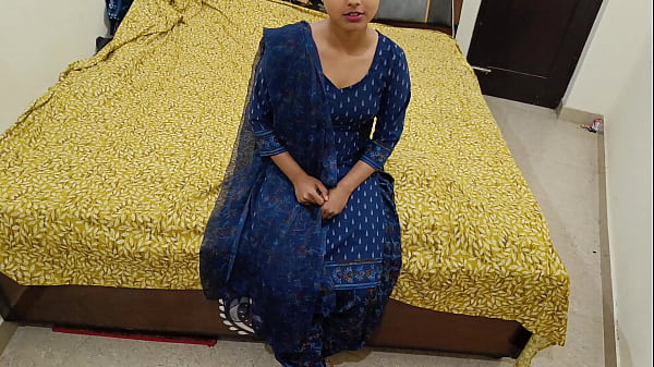 गाँव की बस्ती की मासूम लड़की को पिज़्ज़ा खिलाकर उसके मुँह और चूत में जोरदार चोदाई की