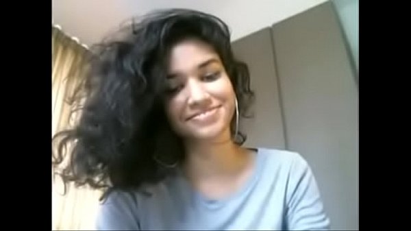 Bocah Desi Panas Goyang Webcam Sambil Coli