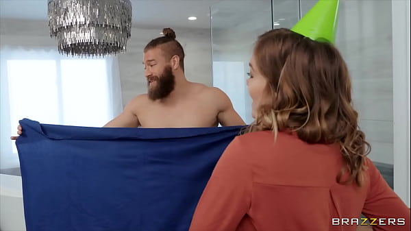 Goyang Hot Ngentot Bareng Cewek Seksi Satu Kos