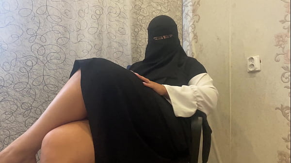 Arab Hijab Ibu Tiri Masturbasi