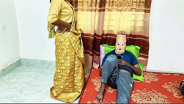 Bhabhi Seksi Bergaun Saree Mesra Bikin Panas Dengan Suami