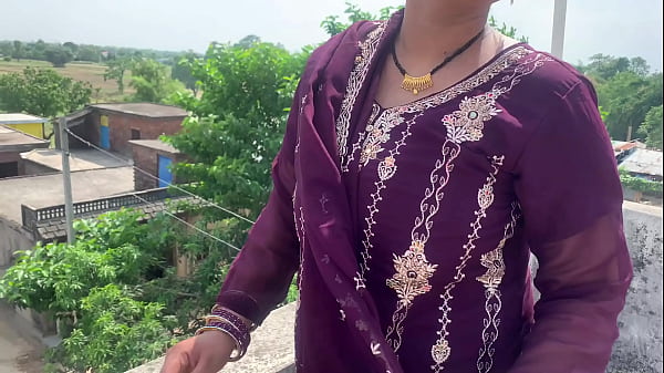 Bhojpuri Desi Bhabhi Ne Apni Gand Aur Jism Ka Pura Maza Diya, Hindi Audio Mein