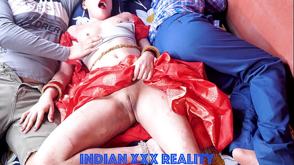 Crot Gede Ibu Tiri Dan Anak Tiri India Lagi Asyik Main Di Kamar