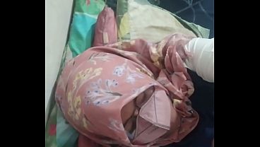 Tante Riani Ngesep Kontol Gede Sampai Puas