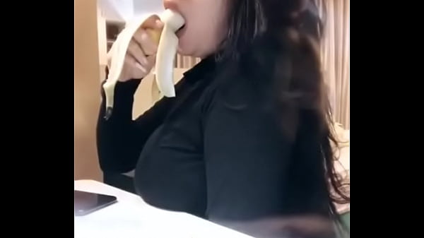 Monica Adhea Ngesex Dengan Mulut Menggoda, Model Indonesia Yang Menggairahkan
