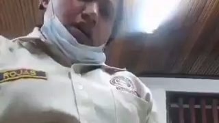 Tim Pencegahan Corona Si Cewek Lagi Mainin Memek Sendiri