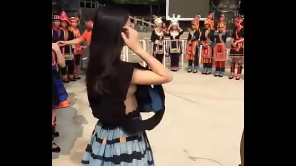 Ngentot Ngintip Puting Cewek Cina Keliatan