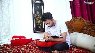 Ibu Tiri Montok Besar Ngentot Keras Sama Anak Tiri Saat Sendirian Di Rumah Film Full (suara Hindi)