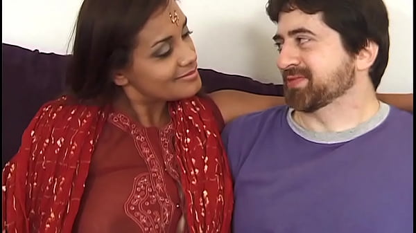 Bini Orang, Shriya Aunty, Digebrak Kontol Tiri Sama Temennya – Suara Hindi Jelas Bikin Makin Panas