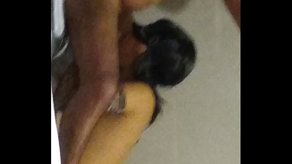 Neha Ngocok Kontol Kakak Tirinya Sambil Mandi, Suara Desahan Basah Bikin Makin Liar