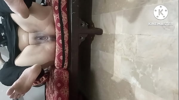 Pakistani Desi Bhabhi Pagi-pagi Digebrak Di Ranjang