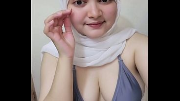 Awal-awal Goyang Twerk Pake Hijab, Bikin Makin Greget
