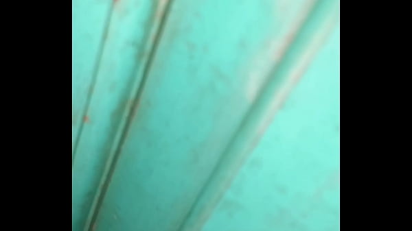 Ngintip Bokep Istri Tetangga Kos Yang Sengaja Buka Pintu, Malah Diajak Ngewe Sambil Suaminya Di Kantor.