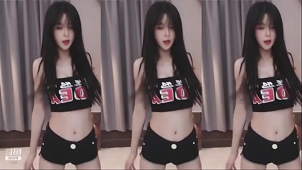 Cô Gái Trung Quốc Nhảy Múa Khoe Thân Hình Nóng Bỏng, Dáng Người Thon Gọn Gợi Cảm