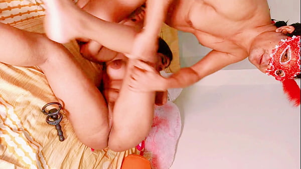 Kakak Tiri Dan Adik Tiri Ngewe Keras Pertama Kali, Crot Di Mana-mana