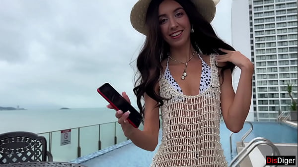Bule Spanyol Seksi Blanca Ngebet Cobain Kontol Putin Pas Liburan