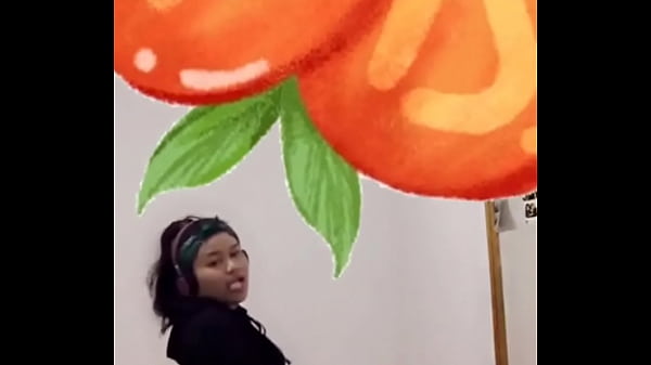 Ngemong Goyang Pantat Bikin Meleleh, Bikin Nafsu Naik Satu Level.