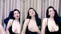 Amora Live Panas Buka-bukaan Sampai Dalem