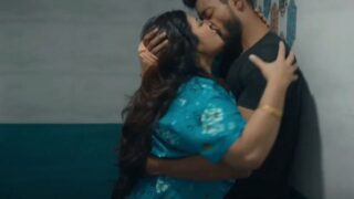 Dada Montok Punjabi Bikin Panas, Film Biru Romantis Bikin Ngilu.