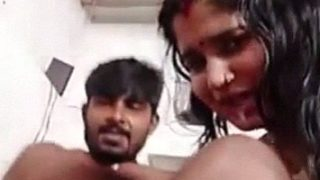 Monika Bhabhi Ngehisep Habis, Mulut Penuh Mani, Video Tango Yang Bikin Greget.