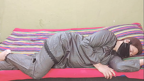 Bhabhi Pakistan Digebrek Keras Cepet Gaya Anjing, Audio Desi Hindi Hot