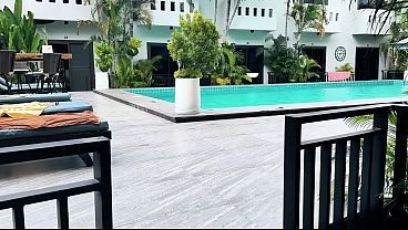 Ngentot Sama Cewek Thailand Perawan, Direkam Di Kamera, Crot Di Dalem, Mantep Banget.