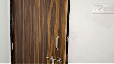Kakak Tiri Yang Ganteng Jadi Pelampiasan Gebetan Yang Gak Ada