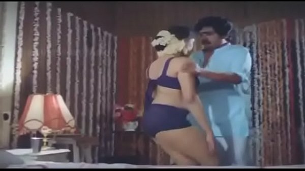 Wanita India, Siap Digoyang
