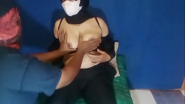 Mainin Cewek Satpam Sange, Kontol Getar Bikin Muncrat Sampe Banjir Jago Jilmek